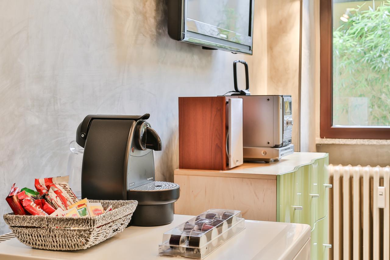 San Babila Suite Milano Exterior foto